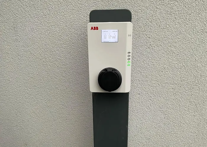 Attika Ferienwohnung in Freiburg -Gundelfingen mit großer Dachterrasse