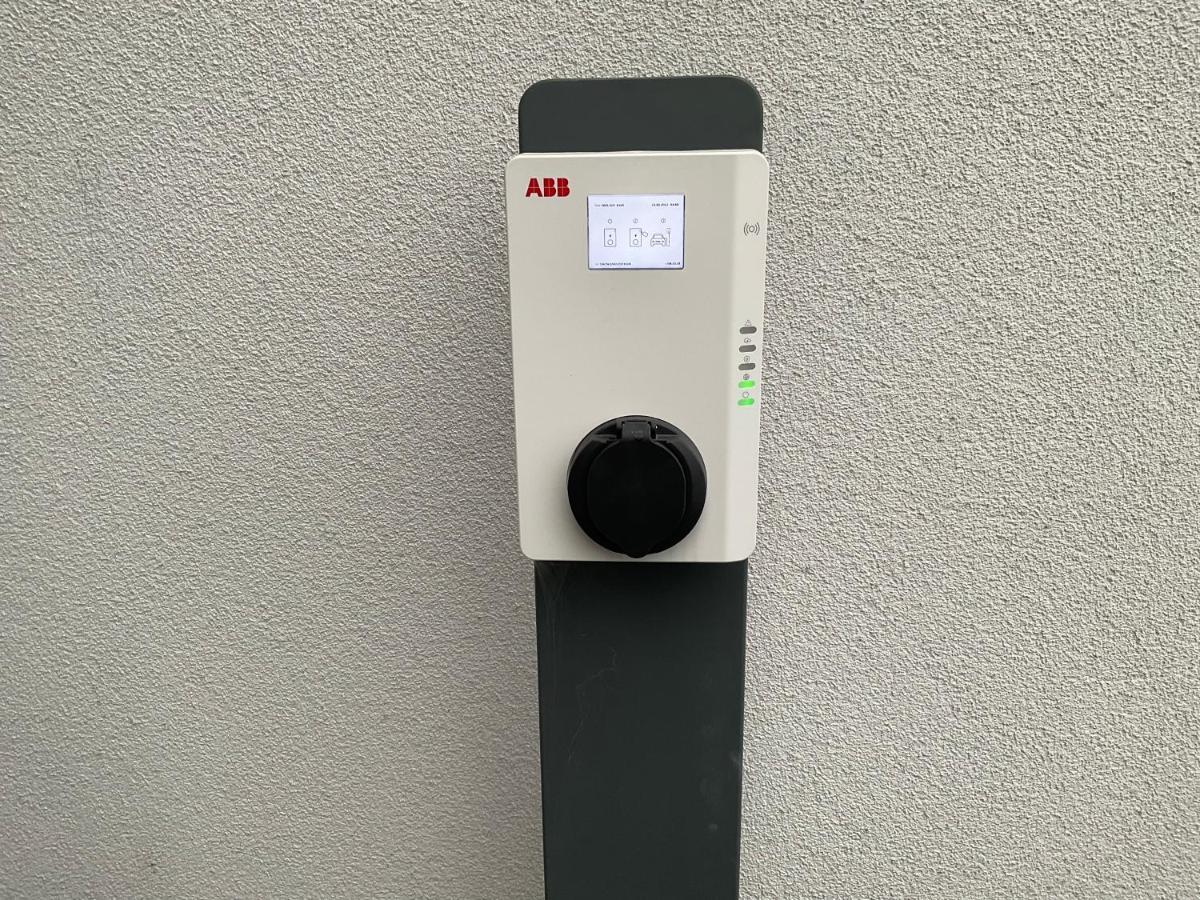 Attika In Freiburg -gundelfingen Mit Großer Dachterrasse * Gundelfingen (Breisgau)